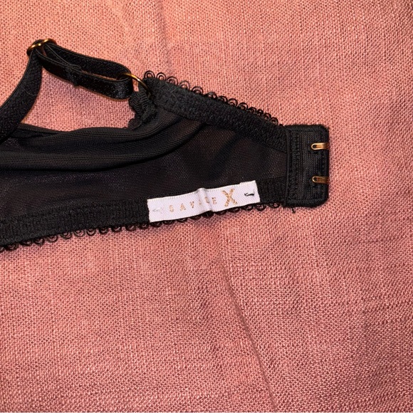 Savage Fenty Lace Bra - Picture 2 of 3